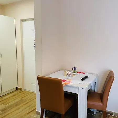 Hotel apartamentowy Andrijana 4*