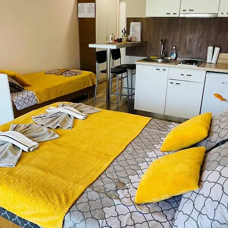 Hotel apartamentowy Andrijana 4*