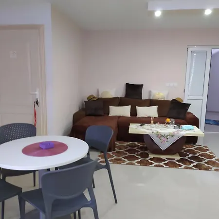 Hotel apartamentowy Andrijana